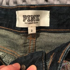 PINK Shorts - Women’s Victoria’s Secret PINK size 26 (2) Shorts PINK Shorts - Women’s Victoria’s Secret PINK size 26 (2) Shorts